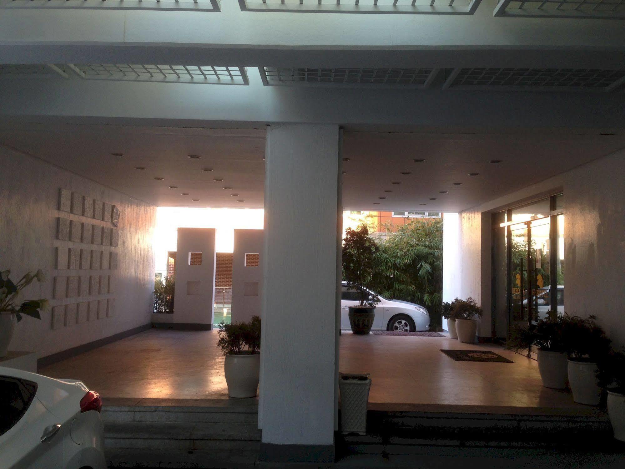 Daegu Goodstay Herotel Exterior photo