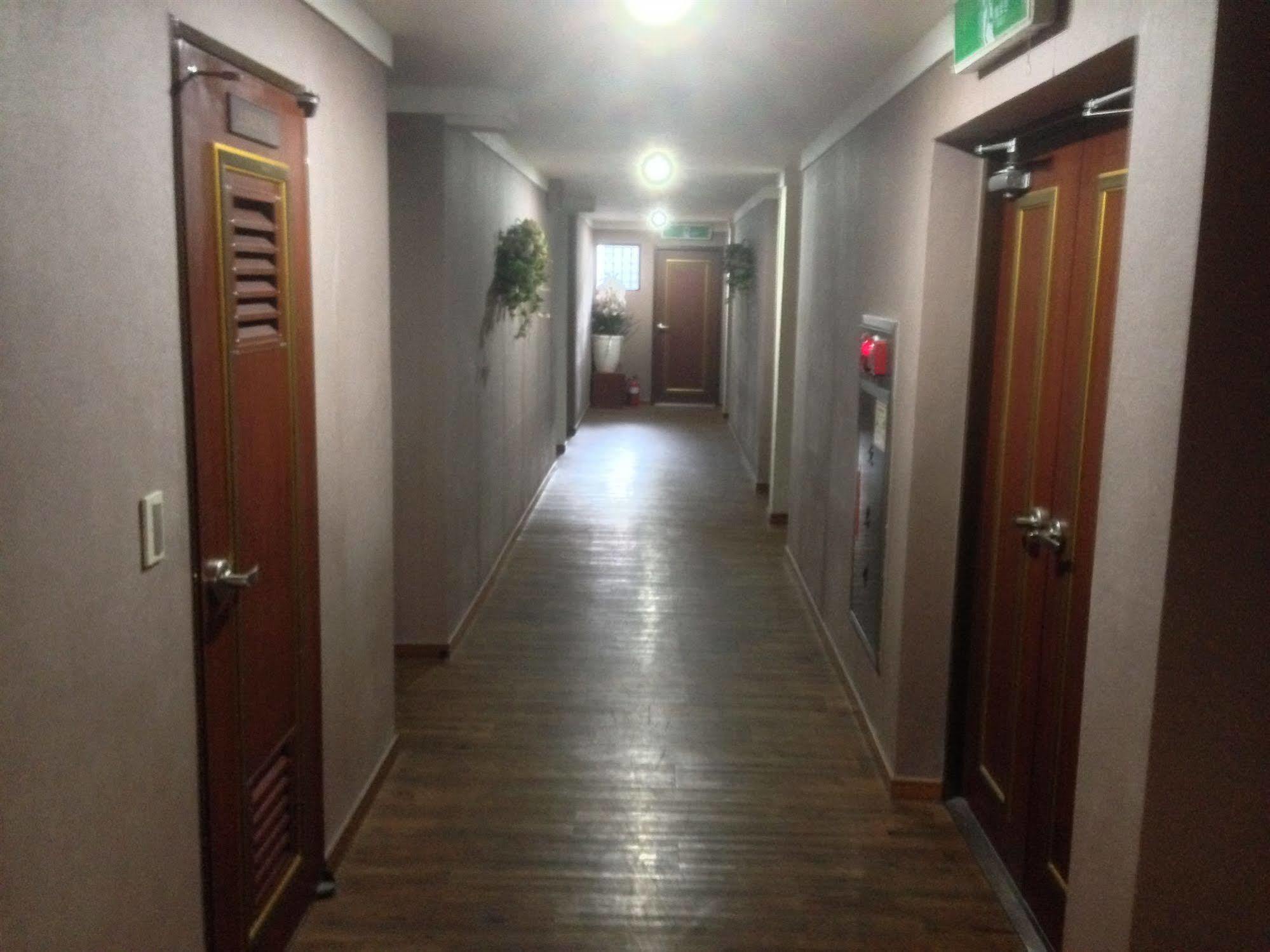 Daegu Goodstay Herotel Exterior photo